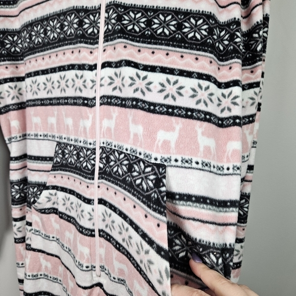 Torrid Fleece Full Length Lounge Onesie Pink Fair Isle 00/0 - Picture 10 of 13
